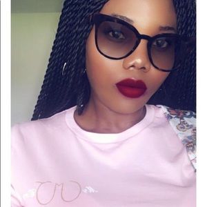 Meet your Posher, Dede